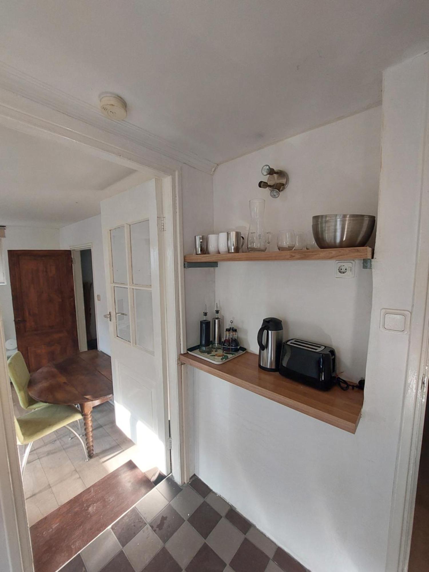 Apartment Cosy In Basement